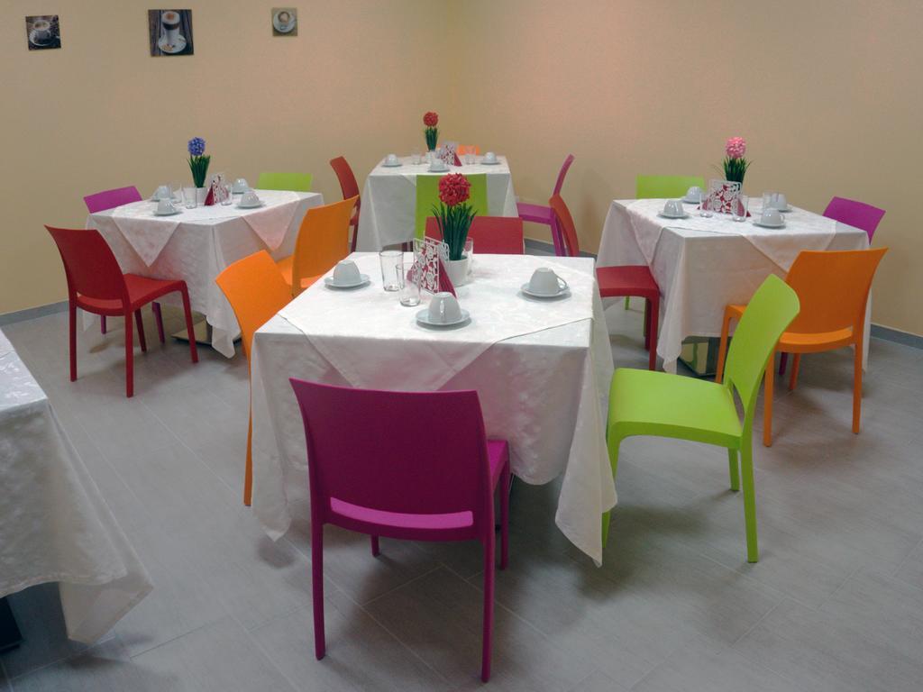 Affittacamere Rooms Di Matteo San Paolo di Iesi Экстерьер фото