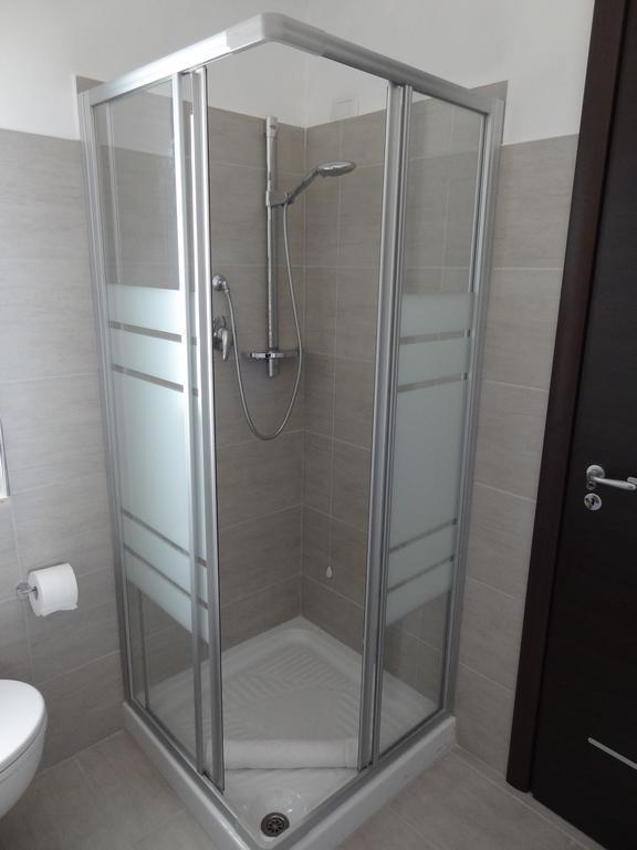 Affittacamere Rooms Di Matteo San Paolo di Iesi Экстерьер фото