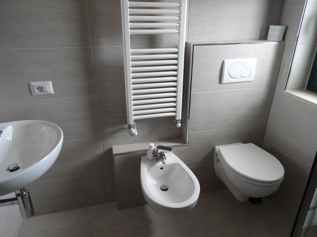 Affittacamere Rooms Di Matteo San Paolo di Iesi Экстерьер фото
