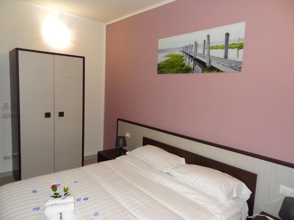 Affittacamere Rooms Di Matteo San Paolo di Iesi Экстерьер фото