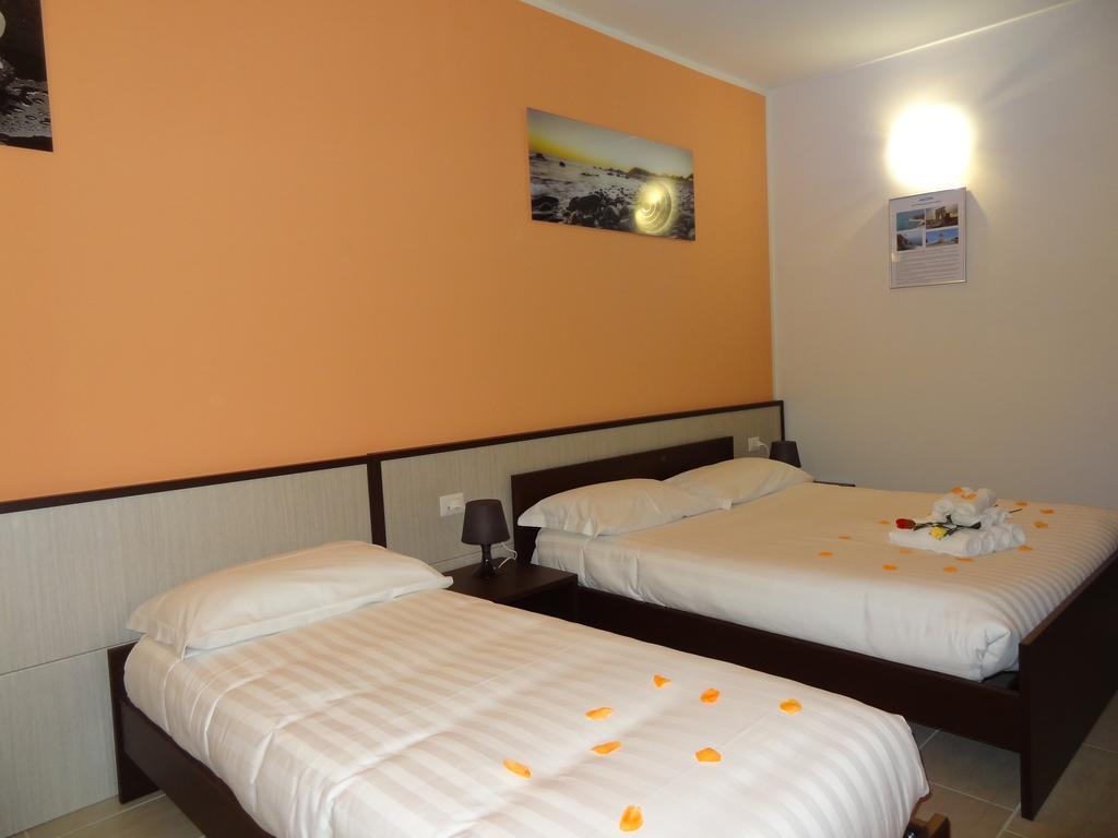 Affittacamere Rooms Di Matteo San Paolo di Iesi Экстерьер фото